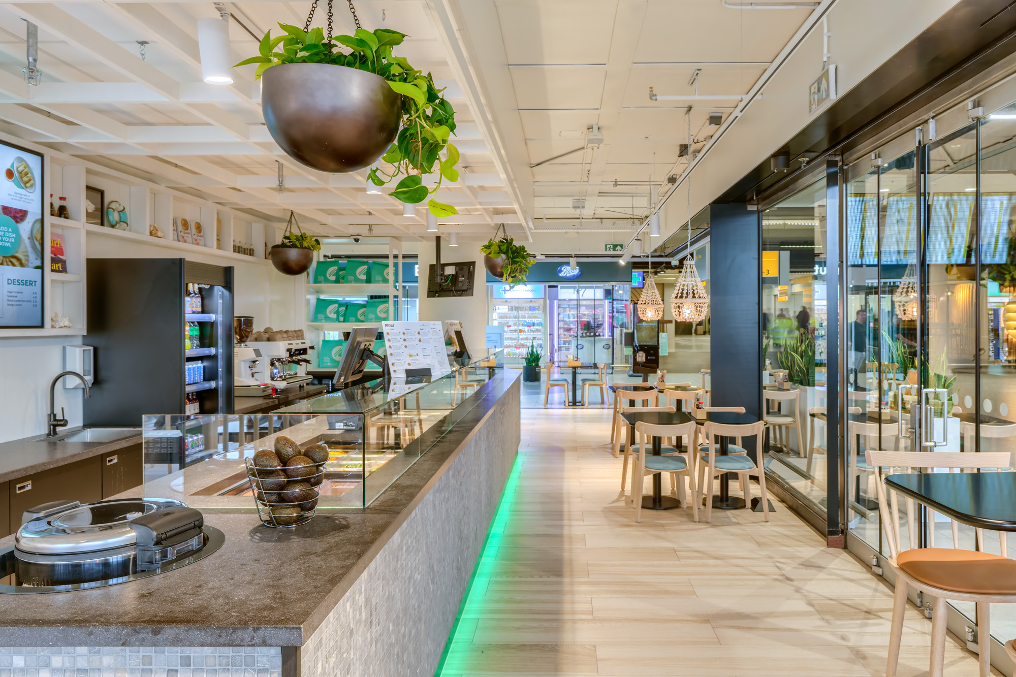 Poké Perfect, een nieuw - gezond - concept op Schiphol